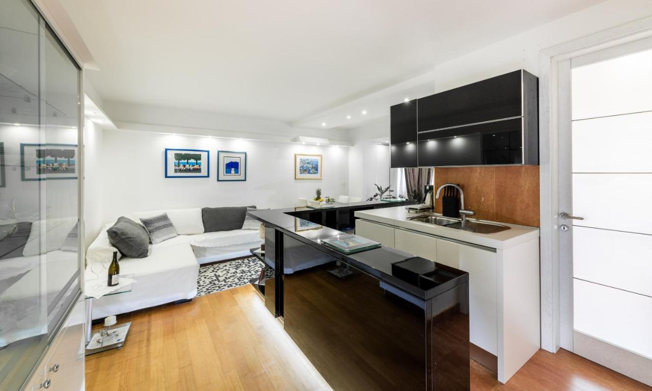 Luxury Apartment Set Split Exteriör bild