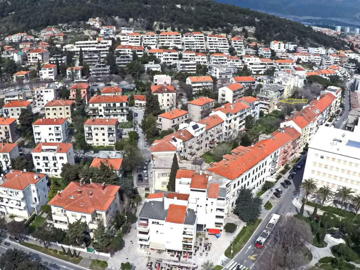 Luxury Apartment Set Split Exteriör bild